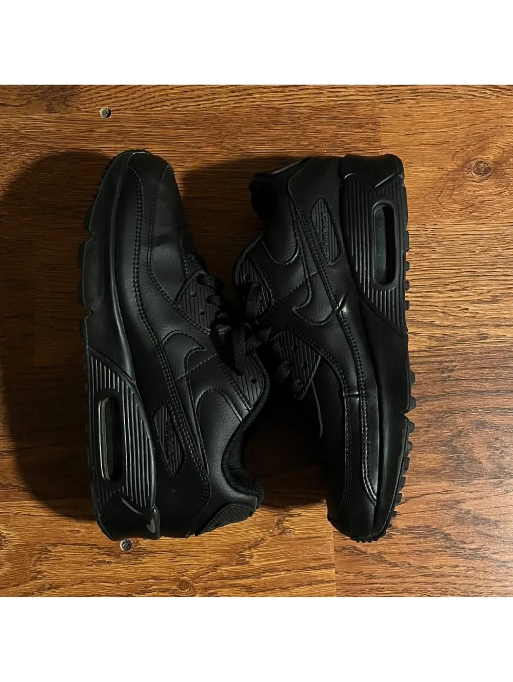 Nike Air Max Black Leather Sneakers Youth Size 6Y